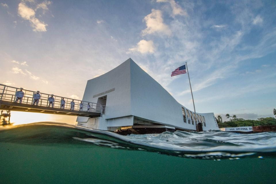 Oahu: USS Arizona Memorial Captains Narrated Multimedia Tour - Getting to the Tour