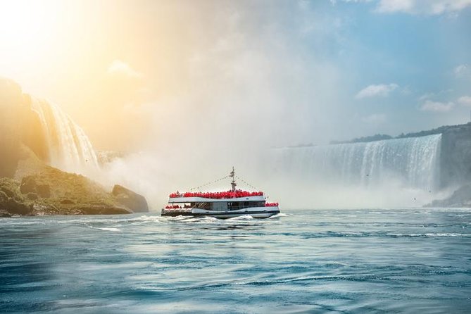 Oakville To Niagara Falls Day Tour (Includes Boat Cruise & Wine Tasting) - Meeting and Pickup