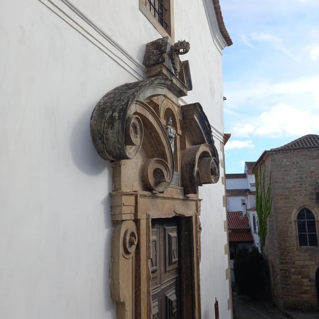 Óbidos Medieval Village & Buddha Eden Tour - Price and Logistics: Balancing Cost and Convenience