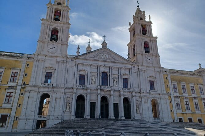 Óbidos - Nazaré - Mafra (National Palace of Mafra)Private tour from Lisbon - Who This Tour Is Best For