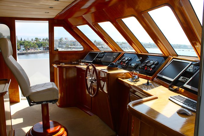 Ocean Flyer | Elite (18+) Cruise - Cruise Highlights