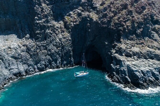 Ocean Pack Tenerife Jet Ski and Yacht Whale Watching - Who Is This Tour Best For?