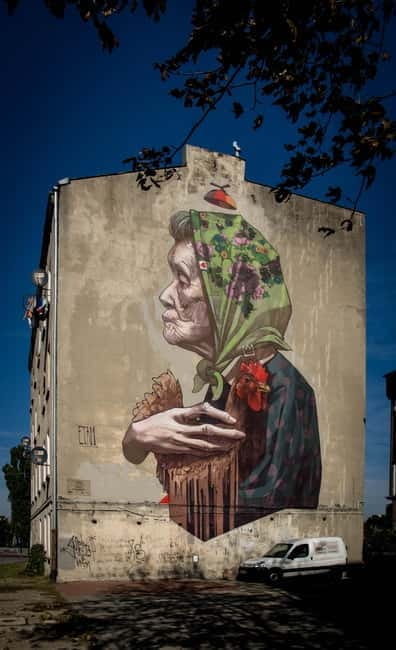 ód Street Art Tour: Discover the City of Murals - Discovering Łódź’s Street Art: A Walk Through Its murals and Stories