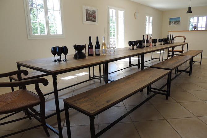 Oenological workshops at La Selve - An In-Depth Look at the Château de la Selve Experience