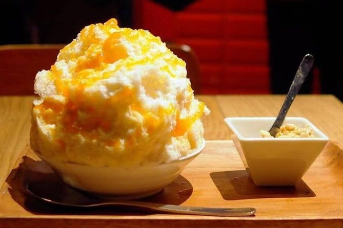 Off the Beaten Path Special in Tokyo by Walking - Navigating the Intricate Subway System