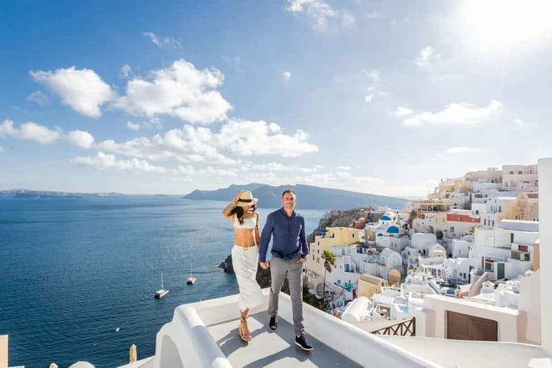 Oia: Private Photoshoot Session with a Professional - Who the Experience Suits Best