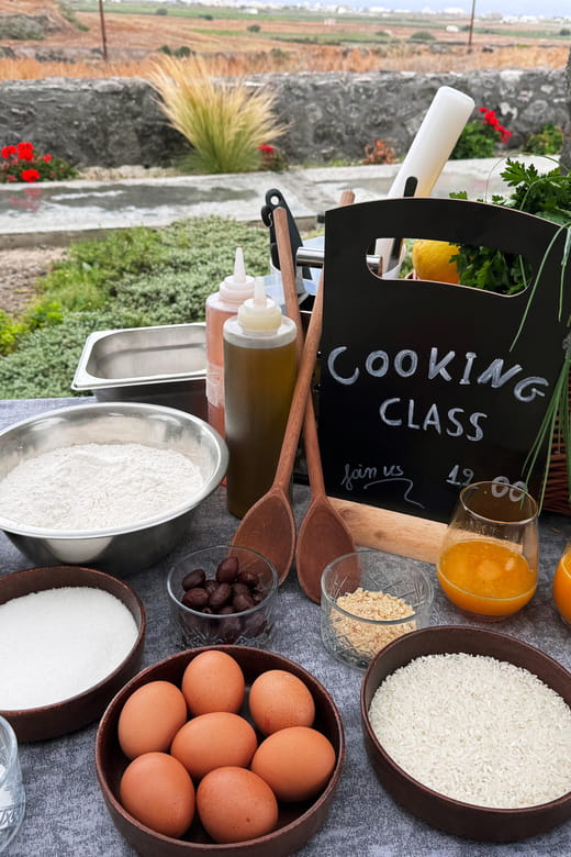 Oia: Retreat Infinity Pool Ticket with Sea and Sunset Views - Price and Availability