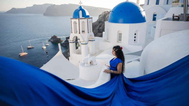 Oía: Santorini Professional Photoshoot with Edited Photos - Key points / Takeaways