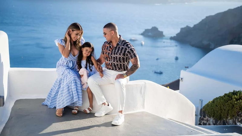 Oía: Santorini Professional Photoshoot with Edited Photos - The Sum Up