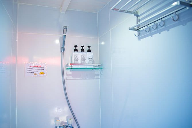 [Okinawa Blue Cave] Snorkeling and Easy Boat Holding! Private System Very Satisfied With the Beautiful Facilities of the Shop (With Photo and Video Shooting Service) - Customer Feedback and Experiences