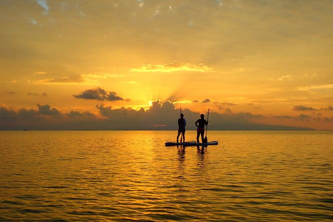 [Okinawa Miyako] [Evening] Twilight in the Sea of Silence... Sunset SUP / Canoe - Sunset on the Emerald Sea