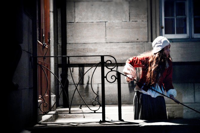 Old Montreal Ghost Walking Tour - Tour Inclusions