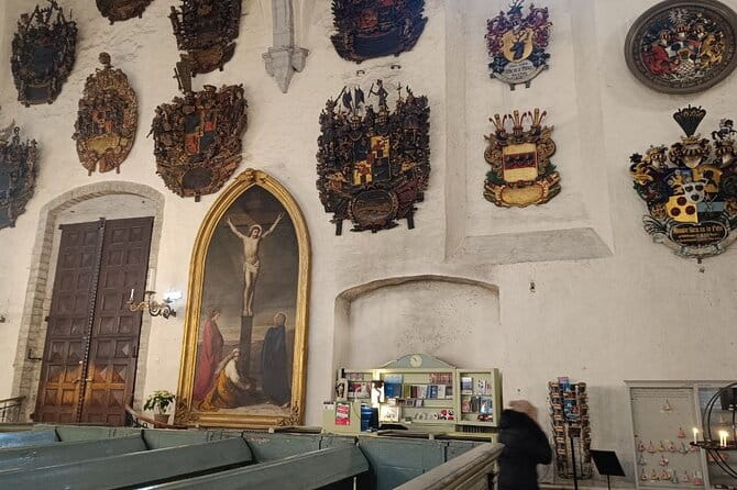 Old Tallinn & its Medieval Past Private tour - Key Points