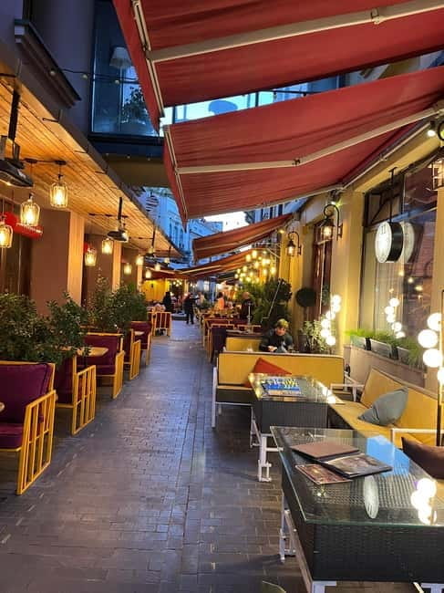 Old Tbilisi Private Walking Tour with Wine and Cable Car - Who Will Appreciate This Tour?