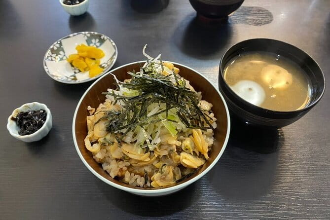 Old Tokyo History Coffee Gardens and Traditional Street Food - The Sum Up