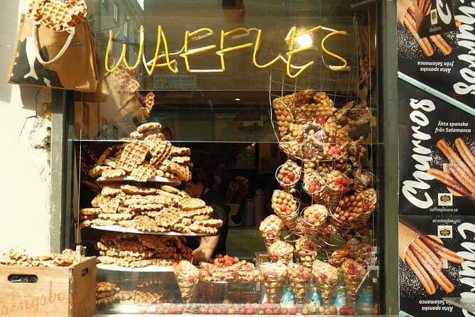 Old Town Self-Guided Tour with interactive challenges - Exploring the Stockholm Old Town Self-Guided Tour in Detail