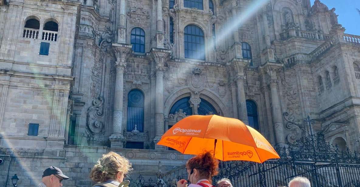 Old Town Walking Tour With an Official Guide - Itinerary Highlights