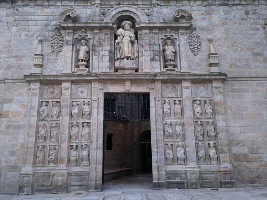 Old Town Walking Tour With an Official Guide - Accessibility Features