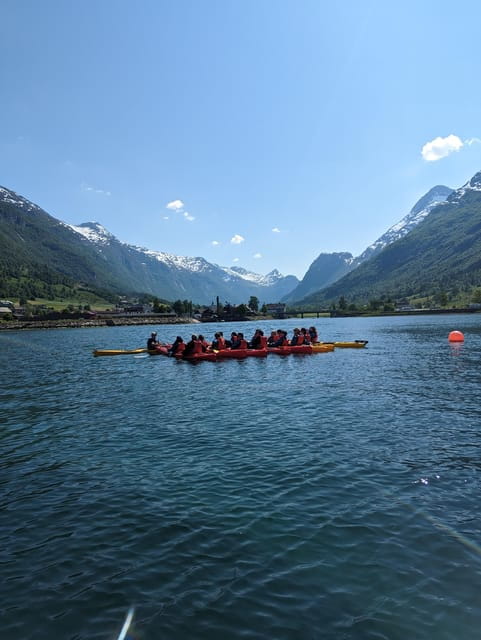 Olden: Guided beginner friendly fjord kayaking.Local company - Exploring Olden’s Fjord by Kayak: A Practical and Authentic Experience
