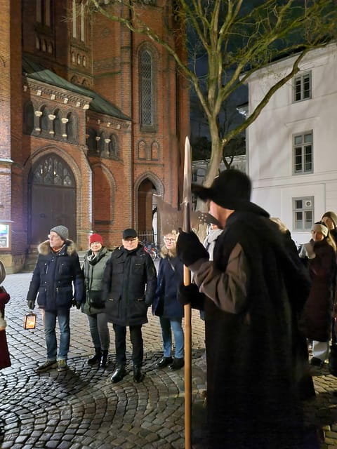 Oldenburg: "Beschwipste" Nachtwächter-Führung (mit Umtrunk) - The Experience in Detail: A Deep Dive