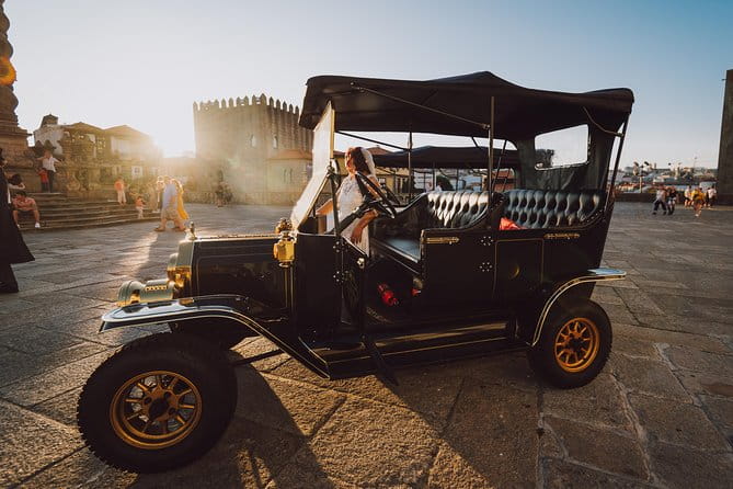 Oldtown Tour - A Detailed Look at the Oldtown Tour in Porto