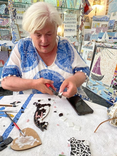 Olhão: Art Mosaic 2 hours Workshop by MosaicOlhão - Entering the World of Portuguese Tiles in Olhão