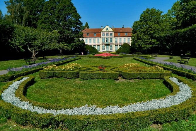 Oliwa Cathedral in Gdansk & Trip to Park - 2h private trip by luxury car - Frequently Asked Questions