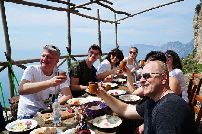 On the Path of the Gods: private trekking and shepherd snack - FAQs