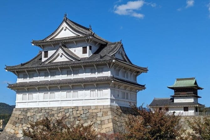 One Day Fukuyama Castle Tomonoura and Sensui Jima Island Tour - Key Points