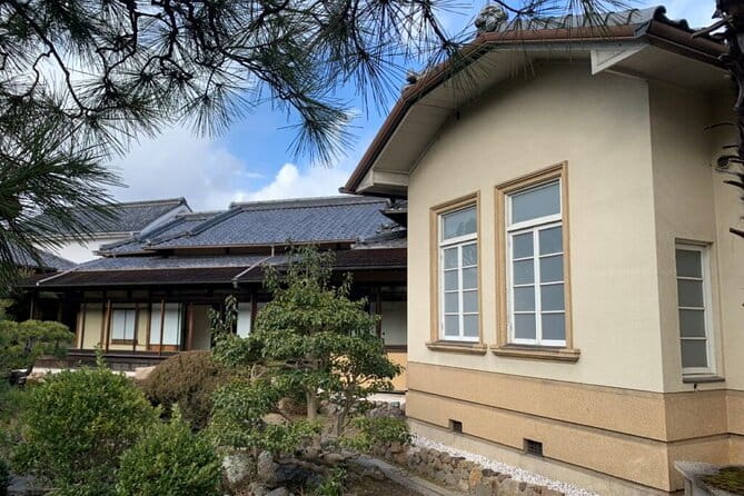 One Day Fukuyama Castle Tomonoura and Sensui Jima Island Tour - Taking in the Islands Beauty