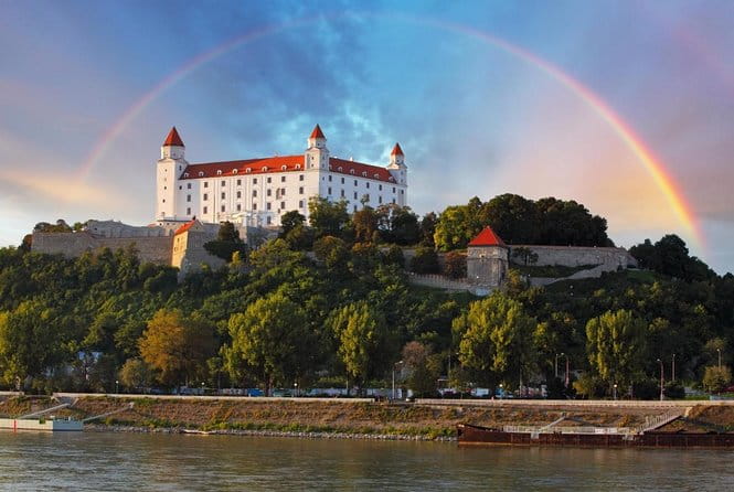 One day private trip to Bratislava from Budapest with guide! - Key points / Takeaways