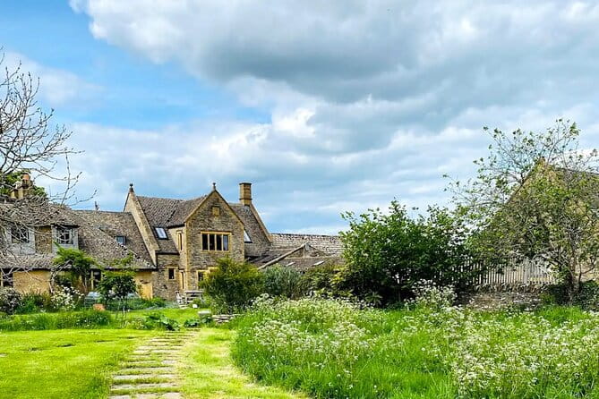 One Day Road Trip from London to The Cotswolds - FAQ