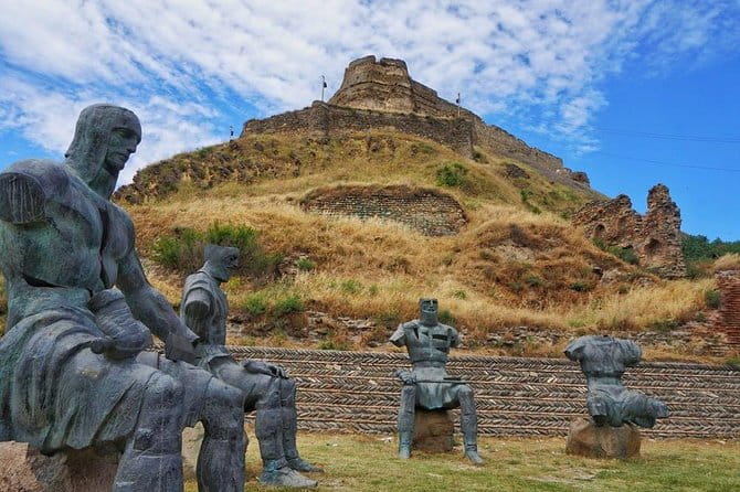 One-day tour in ancient Mtskheta, Gori and Uplistsikhe - Exploring the Stops: An In-Depth Look at the Sites