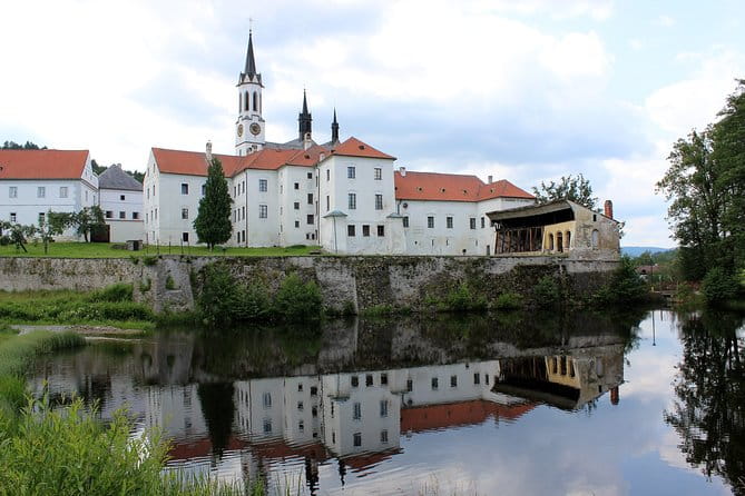 One day trips in the surroundings of Cesky Krumlov - FAQs