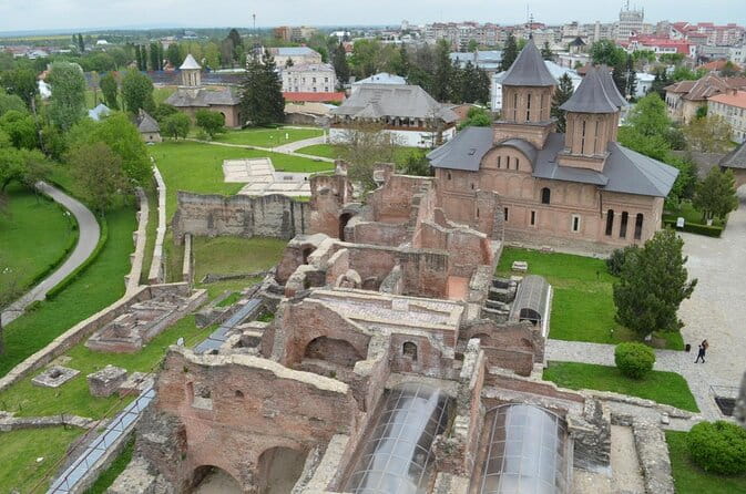 One-Day Vlad the Impaler Royal Court Private Tour from Bucharest - Key Points / Takeaways