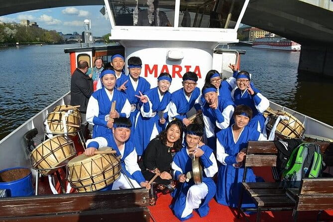 One Hour Boat Tour on Vltava River - The Sum Up