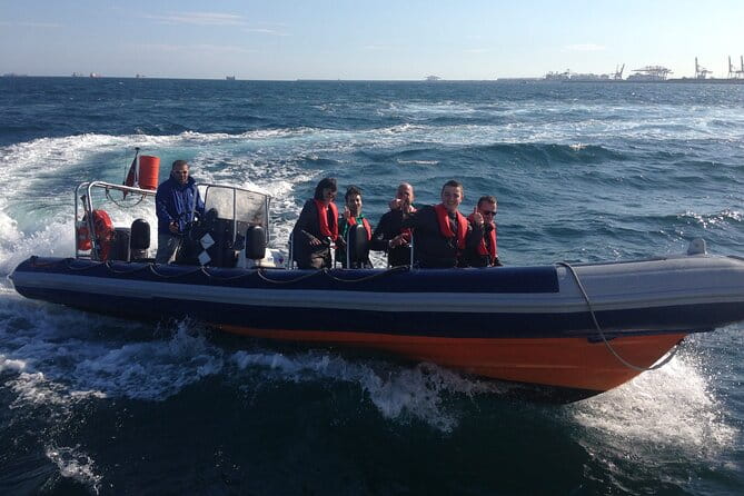 One-hour High-Speed Powerboat Ride - An In-Depth Look at the One-Hour Powerboat Experience in Barcelona