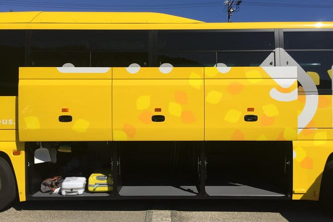 One-Way Bus From Takayama to Osaka via Shirakawago - Onboard Amenities