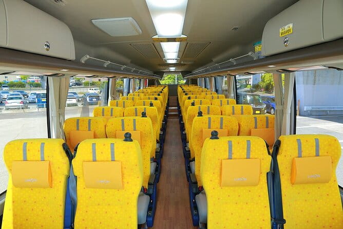 One Way Bus Kyoto to Takayama via Shirakawa-go - Onboard Amenities and Features