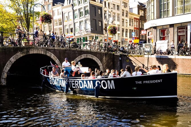 Open Boat Canal Cruise in Old City Centre of Amsterdam - Key Points