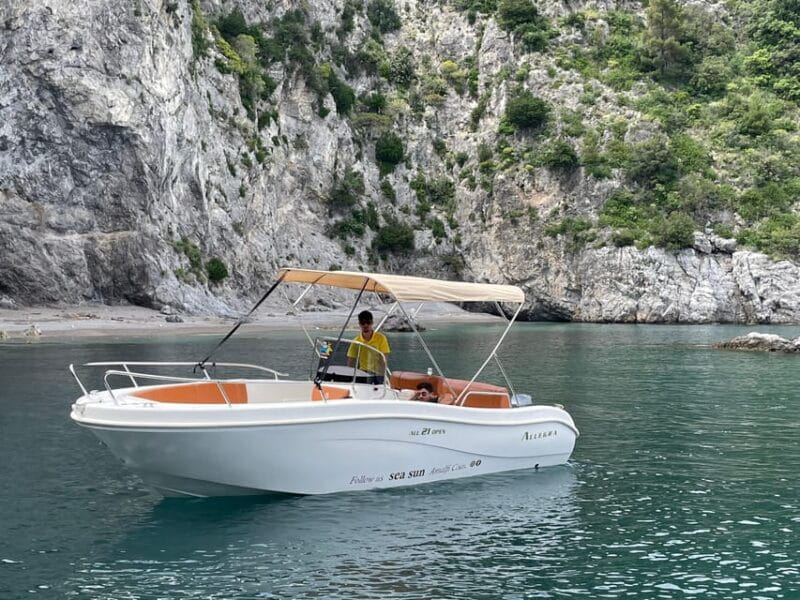 Open Motorboat Rental Allegra 21 Amalfi Coast - Frequently Asked Questions