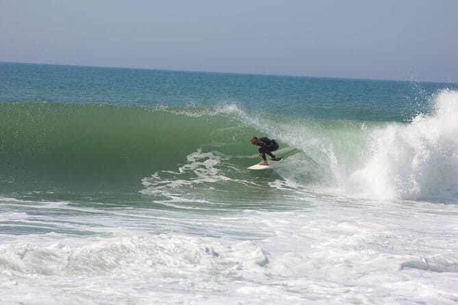 Oporto Best Surf Experience - Authentic and Personalized Surfing for All Levels