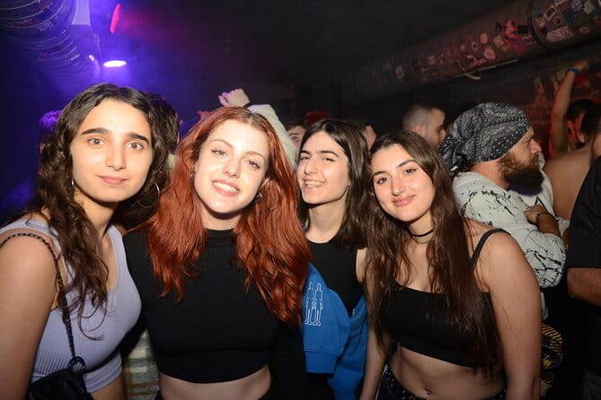 Original Pub Crawl Warsaw (Optional Open Bar) - The Value of Free Shots and Exclusive Deals