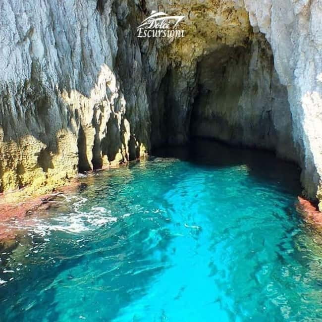 Ortigia: tour delle grotte marine in barca - An In-Depth Look at the Ortigia Marine Grotto Tour