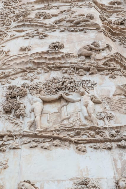 Orvieto: Cathedral and St. Patrick's Well Guided Tour - The Artistic and Religious Significance of the Duomo