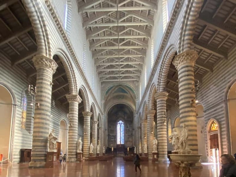 Orvieto: Duomo & Hidden Wonders Walking Tour - Key points / Takeaways