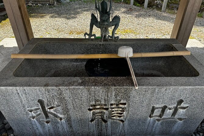 Osaka: 2.5-Hour Private Scenic Hike to Minoo Waterfall - Accessibility Considerations