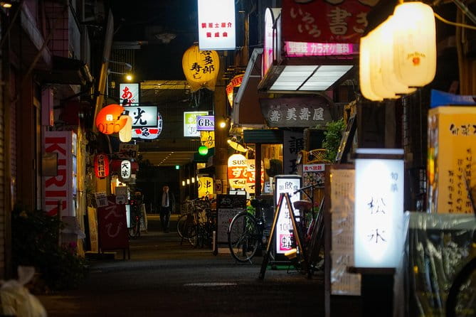 Osaka Bar Hopping Night Walking Tour in Namba - Health and Safety Information