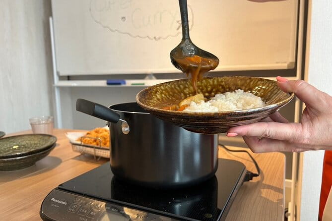 Osaka Cooking Class:Katsu Curry/Bento/Okonomiyaki & Store Tour - Traveler Experiences and Feedback