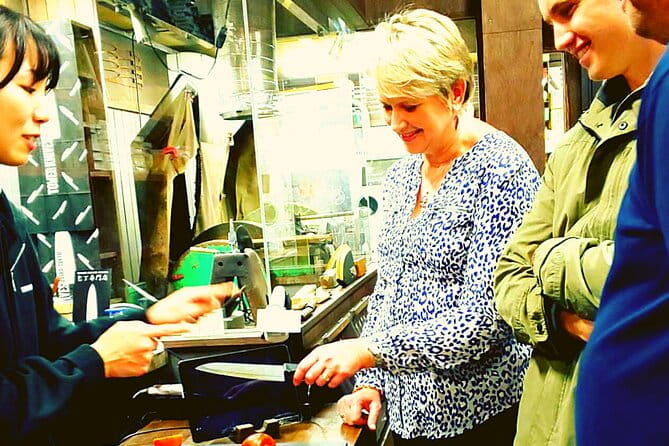 Osaka Food Tour (13 Delicious Dishes at 5 Local Eateries) - Embracing Oden, Ehire, and Somen